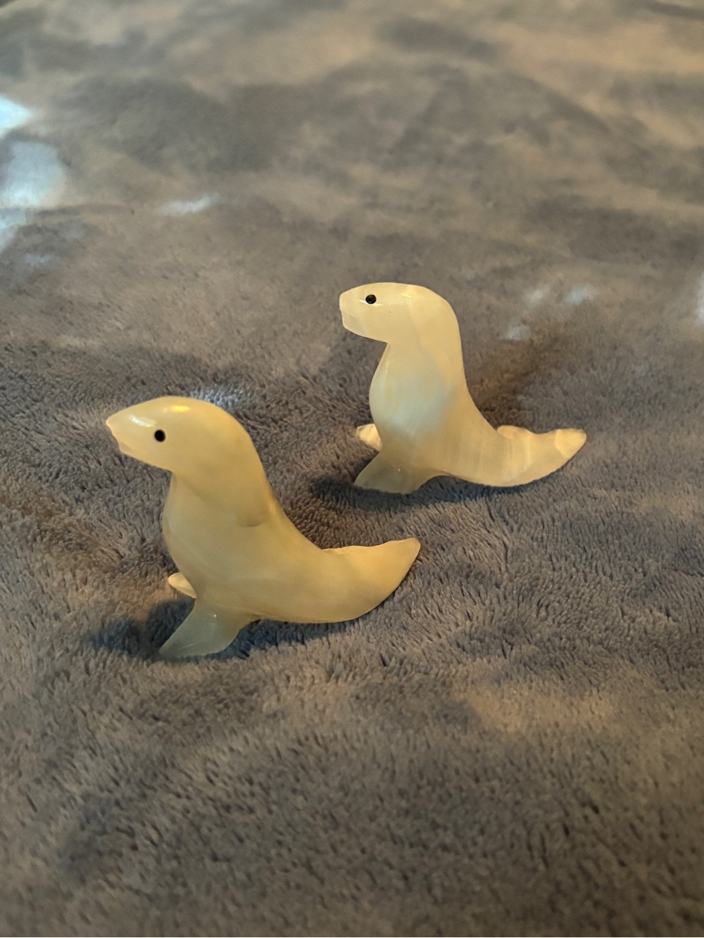 Natural Stone Sea Lion Figurine - White Quartz Color